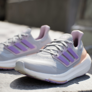 Giay Adidas UltraBoost Light 'Grey Violet Fusion' IE1762