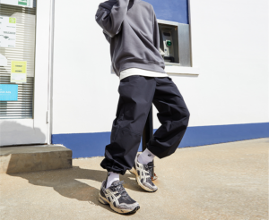 Giay Asics Gel 1090 'Grey Cream Black' 1203A243-026