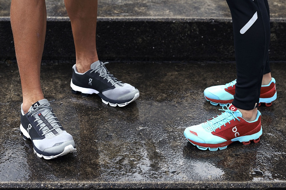 On Running  x  Loewe - Sự đột phá mới trong ngành giày chạy Hinh anh 3: On Running  x  Loewe - Su dot pha moi trong nganh giay chay