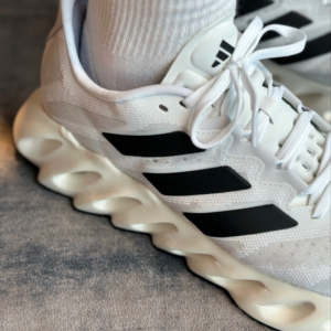 Giay Adidas Switch FWD 'White Black' ID1781