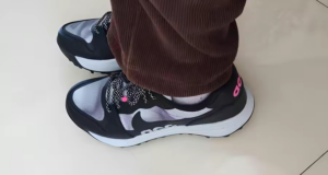 Giay Nike ACG Lowcate SE 'Wolf Grey Hyper Pink' DR1030-001