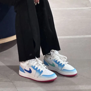 Giay Nike Air Jordan 1 Low 'Blue Gradient' FN8895-141