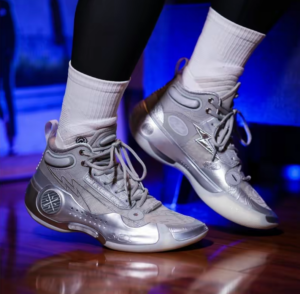 Giay Lining Way Of Wade 10 x AAPE '10th Anniversary' ABAS175-1