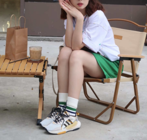 Giay Adidas Hi Tail 'Off White Cream Yellow' H05767
