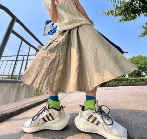 Giay Adidas Hi Tail 'Off White Cream Yellow' H05767