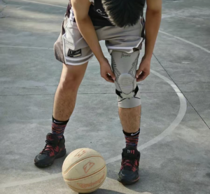 Giay Nike Kyrie Infinity GS 'Bred' DD0334-004