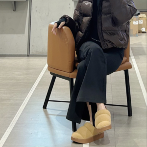 Giay Adidas Originals Puffylette 'Brown' IG7153