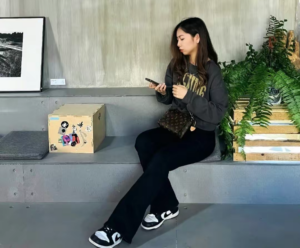 Giay Nike Dunk Mid ‘Panda’ FQ8784-100