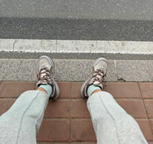 Giay Asics Gel-1090 'Cream Brown' 1203A243-201