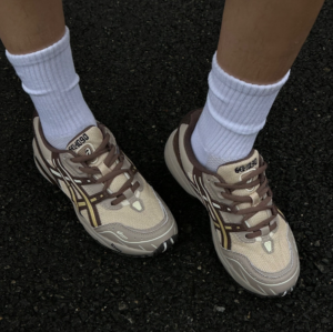 Giay Asics Gel-1090 'Cream Brown' 1203A243-201