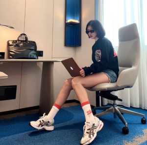 Giay Asics Gel-1090 'White Midnight' 1022A215-100