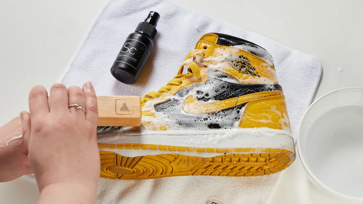 Hinh anh 6: Nghe thuat "tre hoa" doi giay cua ban voi Sneaker LAB