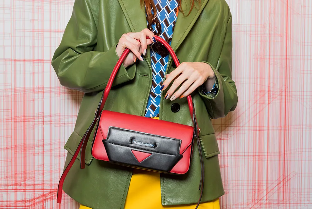 Top 5 mẫu túi xách thiết kế độc đáo được ưa chuộng nhất 2023 Hinh anh 5: Top 5 mau tui xach thiet ke doc dao duoc ua chuong nhat 2023