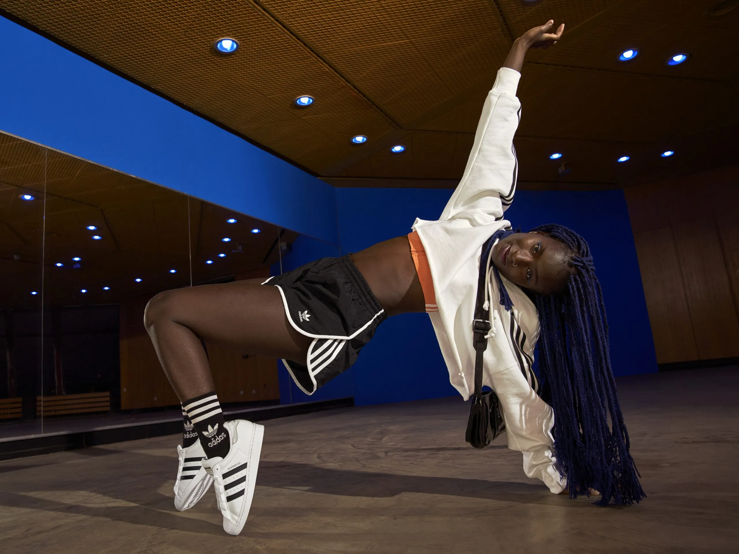 Top 7 đôi giày OG được các BBoy-BGirl lựa chọn nhiều nhất Hinh anh 2: Top 7 doi giay OG duoc cac BBoy-BGirl lua chon nhieu nhat