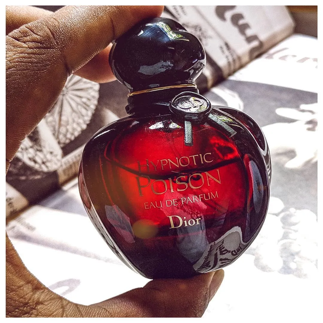 Hinh anh 10: Top 9 chai nuoc hoa quyet ru nhat danh cho cac co gai cua Dior