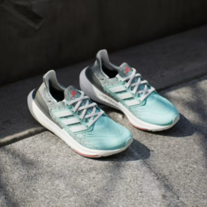 Giay Adidas Ultraboost Light 'Flash Aqua' IE1692