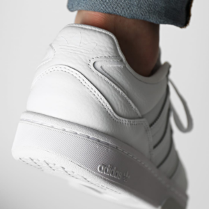 Giay Adidas Courtic 'Cloud White' GY3589