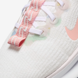 Giay Nike Motiva Premium 'Floral Watercolor' DZ3702-100