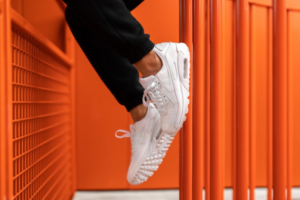 Giay Nike Air Max 90 LTR 'Triple White' CZ5594-100