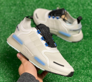 Giay Adidas NMD V3 'Crystal White' GX2086