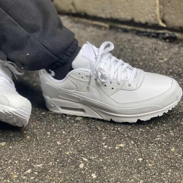 Giay Nike Air Max 90 LTR 'Triple White' CZ5594-100
