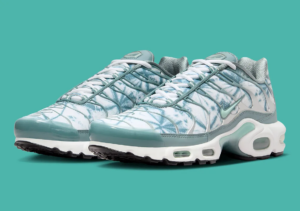 Giay Nike Air Max Plus 'Origins Waterway' FV0394-300