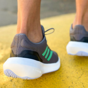 Giay Adidas Runfalcon 3 'Grey Six' HP7552