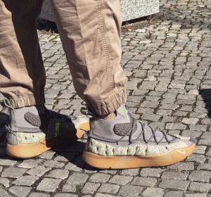 Giay Nike Ispa Sense Flyknit 'Enigma Stone' CW3203-002