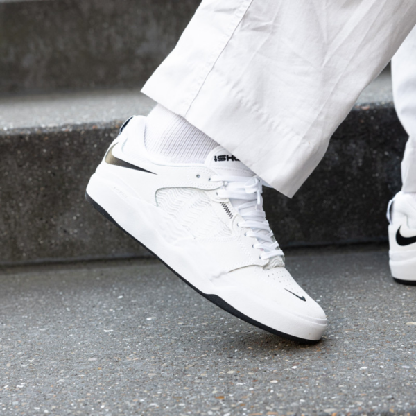 Giay Nike Ishod Wair Premium SB 'White Black' DZ5648-101