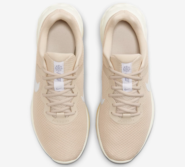 Giay Nike Revolution 6 'Sanddrift' DC3729-104