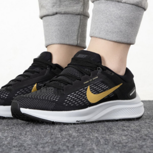 Giay Nike Air Zoom Structure 24 'Black Metallic Gold' DA8570-003