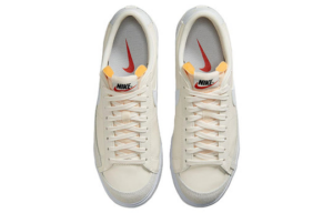 Giay Nike Blazer Low Platform 'Sail' DJ0292-108