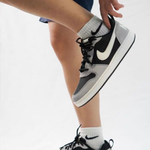 Giay Nike Court Borough Low Premium 'Black Grey Sail' 844881-005