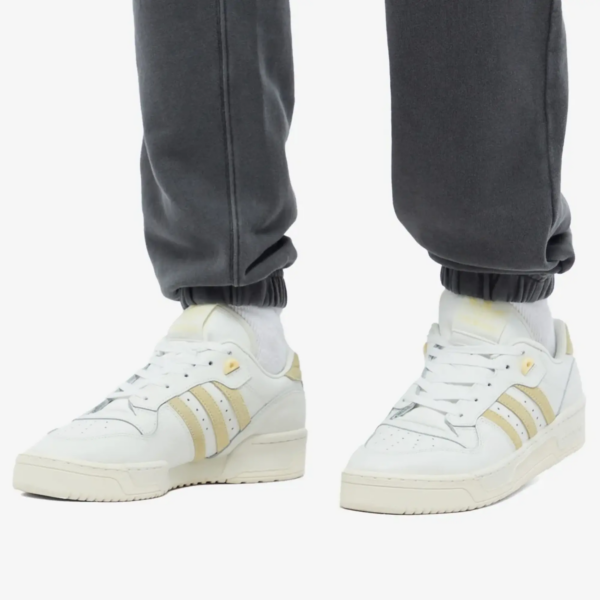 Giay Adidas Rivalry Low 'Easy Yellow' IE4299