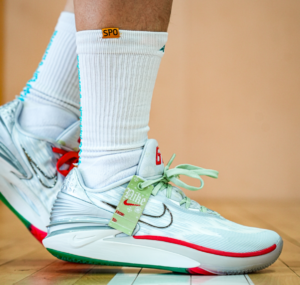 Giay Nike Air Zoom GT Cut 2 EP 'Christmas' DJ6013-008