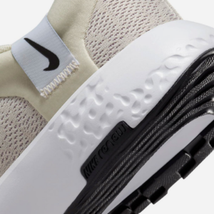 Giay Nike Serenity Run 2 'Light Orewood Brown' DM0820-100