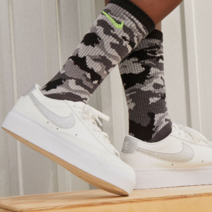 Giay Nike Blazer Low Platform Essentials 'White' DQ7571-101