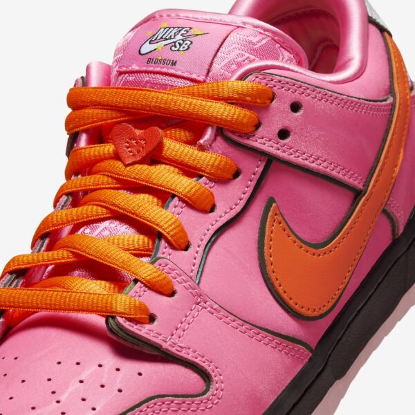 Giay Nike SB Dunk Low Pro x Powerpuff Girls 'Blossom' FD2631-600