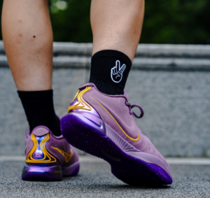 Giay Nike LeBron 21 'Purple Rain' FV2346-500
