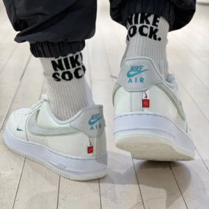 Giay Nike Air Force 1 Low CNY 'Year of the Dragon' FZ5052-131