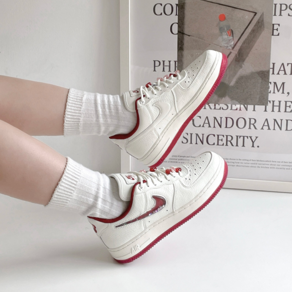 Giay Nike Air Force 1 Low 'Valentine's Day 2024' FZ5068-161