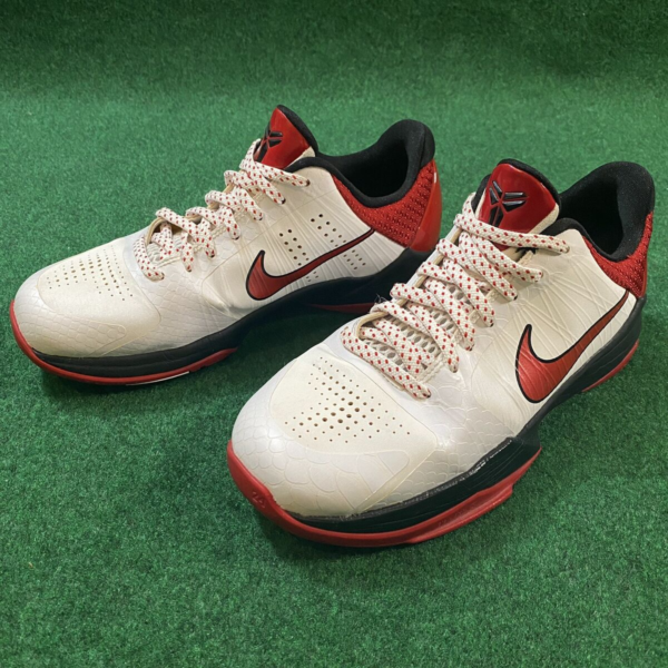 Giay Nike Zoom Kobe V 'Varsity Red' 386430-161