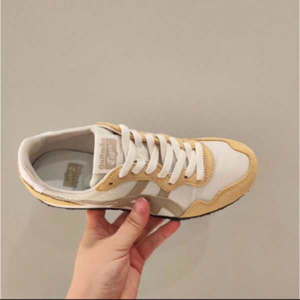 Giay Onitsuka Tiger Serrano 'Cream Wood Crepe' 1183B400-753