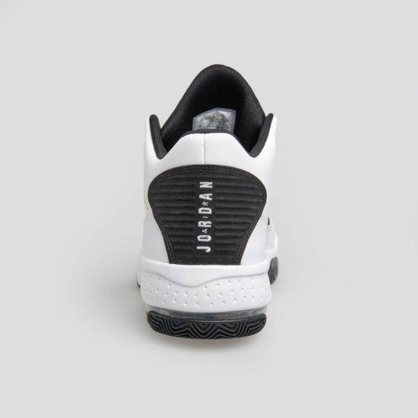 Giay Nike Air Jordan Max Aura 2 'White Black Gold' CK6636-107