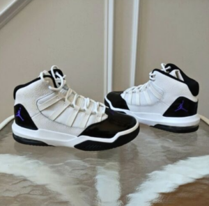 Giay Nike Air Jordan Max Aura GS 'Concord' AQ9214-121