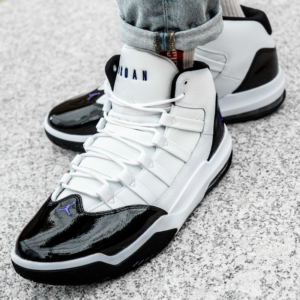 Giay Nike Air Jordan Max Aura GS 'Concord' AQ9214-121