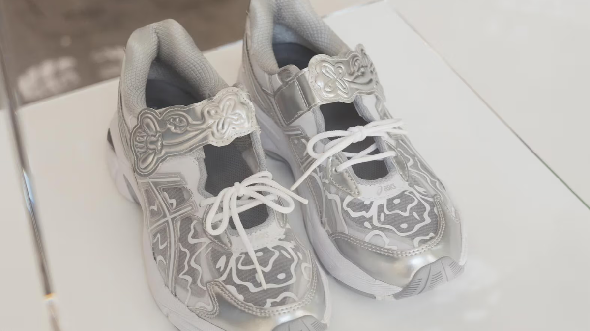 Những phát hành giày thể thao tốt nhất cho phái nữ năm 2023 Hinh anh 3: Nhung phat hanh giay the thao tot nhat cho phai nu nam 2023