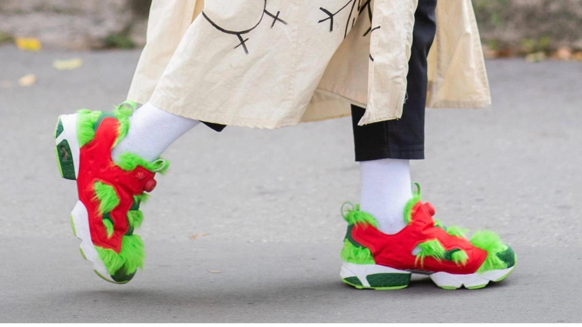 Hinh anh 1: Diem qua nhung doi sneaker chu de Grinch tot nhat hien nay