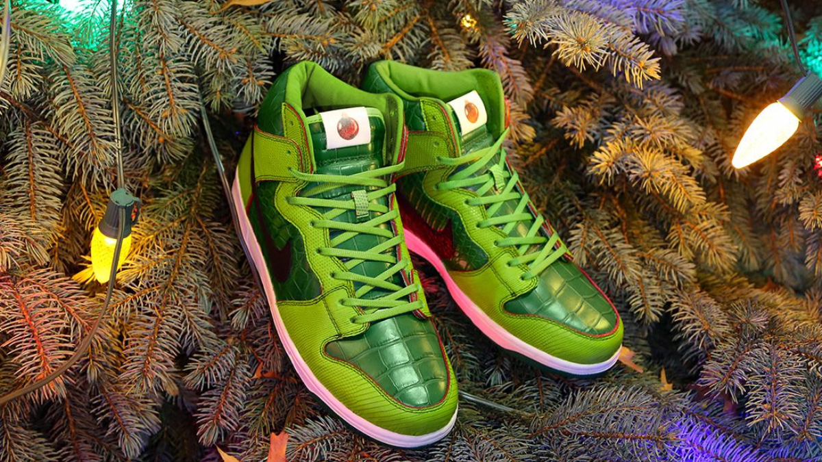 Hinh anh 7: Diem qua nhung doi sneaker chu de Grinch tot nhat hien nay