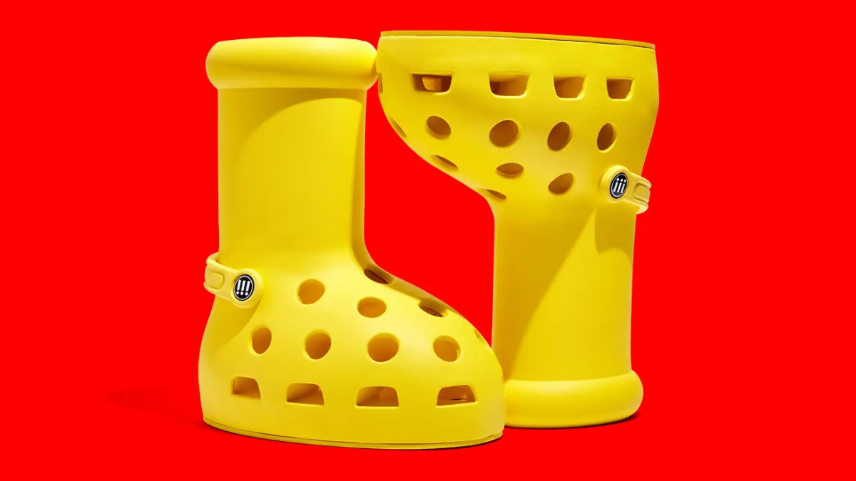 Điểm lại các xu hướng giày thể thao độc đáo nhất năm 2023 Hinh anh 1: Diem lai cac xu huong giay the thao doc dao nhat nam 2023